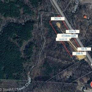 Screenshot of one of the commercial lot with dimensions. Lot lines and dimensions are approximate.