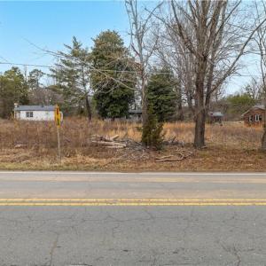 Photo #3 of 1125 Main, Walnut Cove, NC 1.3 acres