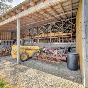 Equipment overhang or animal run-in