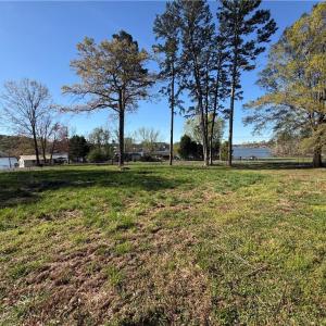 Photo #1 of 431 Lake Shore, Lexington, NC 0.7 acres