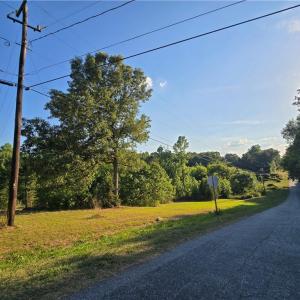 Property spans 3 telephone poles of road frontage
