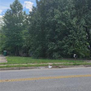 Photo #1 of 212 Oakview, High Point, NC 0.7 acres