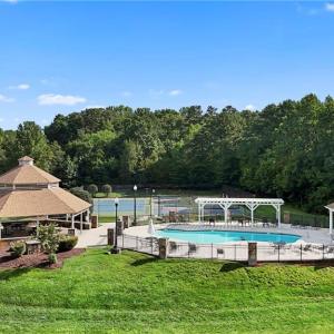 Yachtsman point Neighborhood Pool