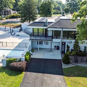 Photo #17 of 5303 Forest Oaks, Greensboro, NC 0.9 acres