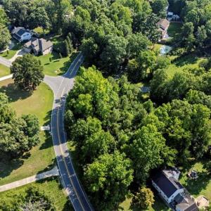 Photo #9 of 5303 Forest Oaks, Greensboro, NC 0.9 acres