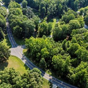 Photo #8 of 5303 Forest Oaks, Greensboro, NC 0.9 acres