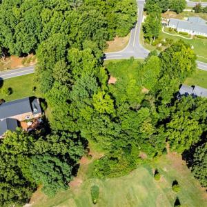 Photo #9 of 4929 Edinborough, Greensboro, NC 0.5 acres