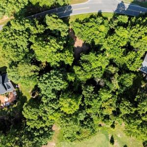 Photo #8 of 4929 Edinborough, Greensboro, NC 0.5 acres