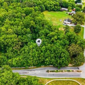 Photo #10 of 7800 Southerland, Browns Summit, NC 1.3 acres