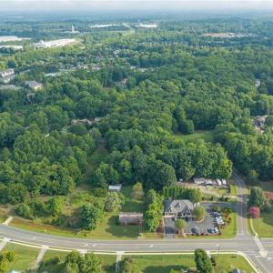 Photo #5 of 1202 Fifth, Mebane, NC 1.5 acres