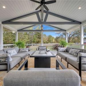 Large screen porch accessed from the deck and/or primary bedroom