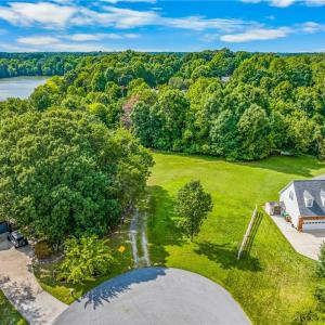 Photo #3 of 1401 Whites Mill, High Point, NC 1.5 acres