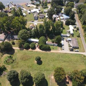 Photo #3 of Holly Hill, Lexington, NC