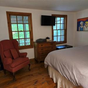 Main level Bedroom