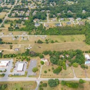 Photo #4 of 8106 Haw River, Kernersville, NC 10.1 acres