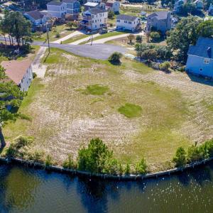 Photo #13 of 104 King William Court, Kill Devil Hills, NC 0.2 acres