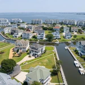 Photo #15 of 22 Spinnaker Court, Manteo, NC