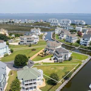 Photo #4 of 22 Spinnaker Court, Manteo, NC