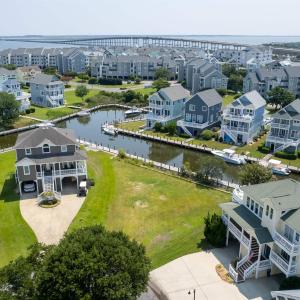 Photo #11 of 22 Spinnaker Court, Manteo, NC