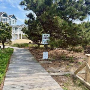 Photo #11 of 102 Sea Hawk Drive, Duck, NC 0.4 acres