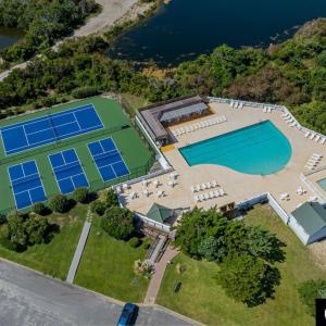 Photo #11 of 41194 Silversands Ct, Avon, NC 0.4 acres