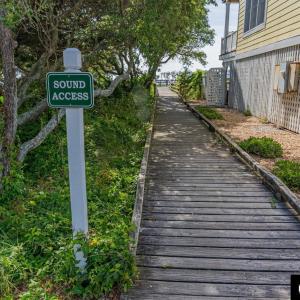 Photo #7 of 41194 Silversands Ct, Avon, NC 0.4 acres