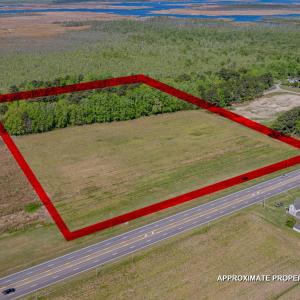 Photo #16 of 5720 Caratoke Highway, Poplar Branch, NC