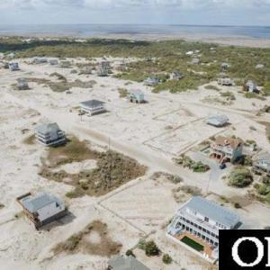 Photo #7 of 1671 Sandpiper Road, Corolla, NC