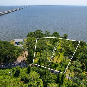 Photo #9 of 132 & 134 Swan Circle, Point Harbor, NC 0.6 acres