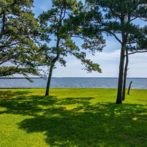 Photo #16 of 132 & 134 Swan Circle, Point Harbor, NC 0.6 acres