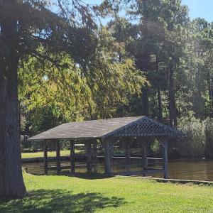 Photo #3 of 618 Taylor Beach Road, Columbia, NC