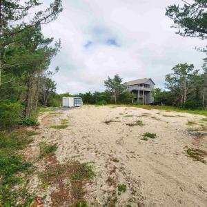 Photo #10 of 42195 Shallow Point Drive, Avon, NC 0.5 acres