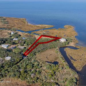 Photo #8 of 40008 North End Road, Avon, NC 0.8 acres