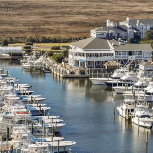 Photo #12 of 178 Yacht Club Court, Manteo, NC