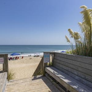 Duck Landing Beach