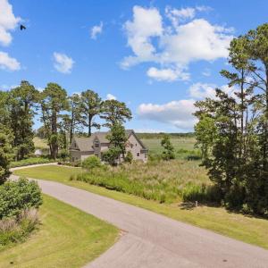 Photo #9 of 101 Captains Way, Powells Point, NC 0.4 acres