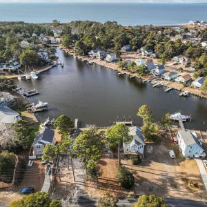 7500 SQ FT WATERFRONT