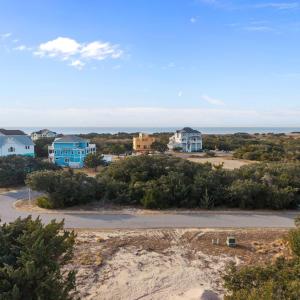 Photo #5 of 41199 Yardarm Court, Avon, NC 0.4 acres