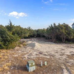 Photo #7 of 41199 Yardarm Court, Avon, NC 0.4 acres