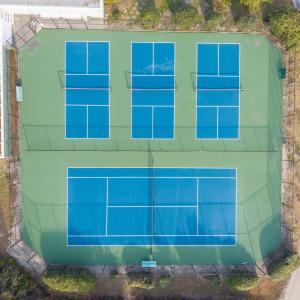 Photo #11 of 41199 Yardarm Court, Avon, NC 0.4 acres