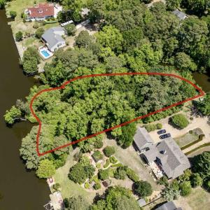 Water on 3 SIDES of lot!