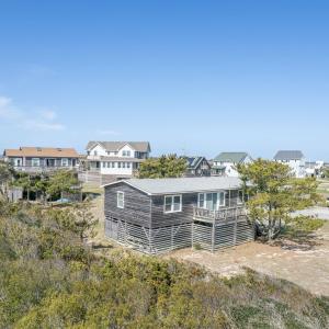 Photo #12 of 10437 Colony South Drive, Nags Head, NC 0.3 acres