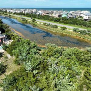 Photo #2 of 41136 Anchor Court, Avon, NC 0.3 acres