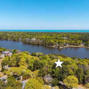 Photo #19 of 3021 Creek Road, Kitty Hawk, NC 0.6 acres