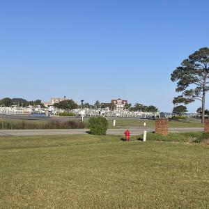 Photo #6 of 135 Fort Hugar Way, Manteo, NC 0.5 acres