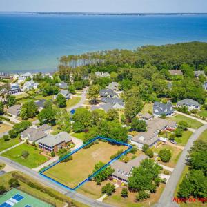 Photo #10 of 135 Fort Hugar Way, Manteo, NC 0.5 acres
