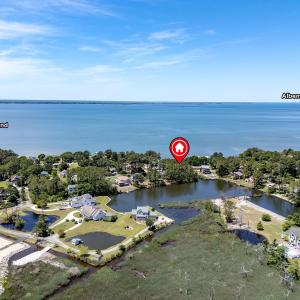 Photo #5 of 1144 Burnside Road, Manteo, NC 0.5 acres