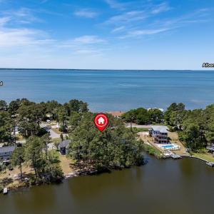 Photo #11 of 1144 Burnside Road, Manteo, NC 0.5 acres
