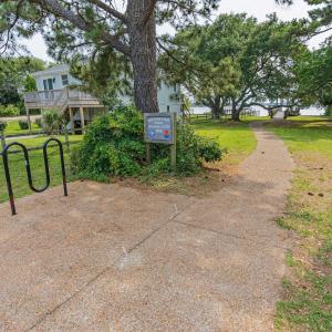 Photo #14 of 419 Walker Street, Kill Devil Hills, NC 0.1 acres