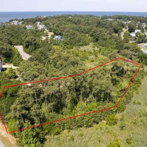 Photo #4 of 112 Old Holly Lane, Kill Devil Hills, NC 0.7 acres